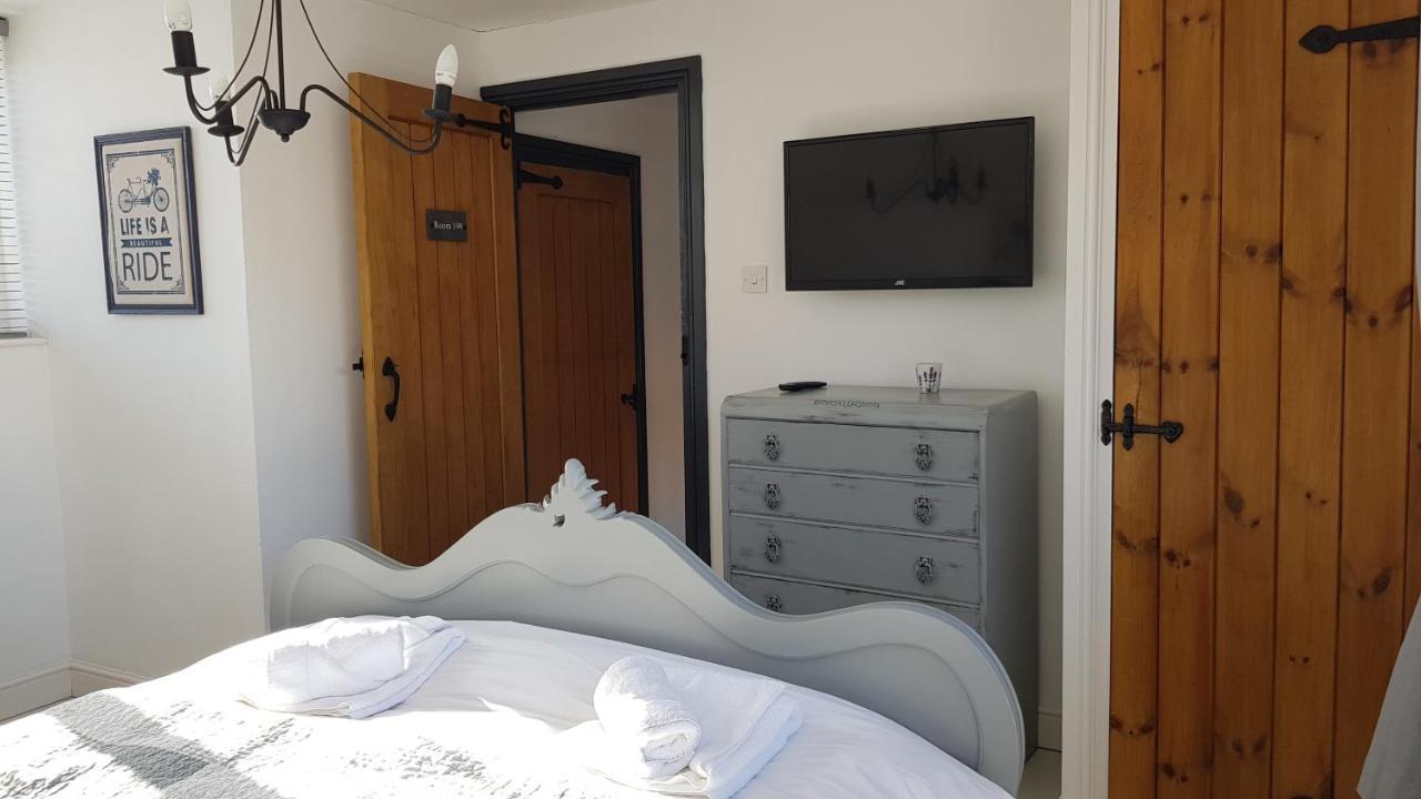The Hideaway Villa Whitby Luaran gambar