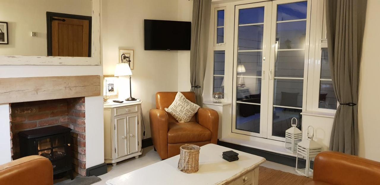 The Hideaway Villa Whitby Luaran gambar