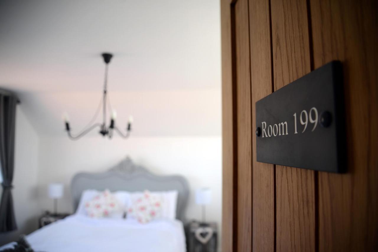 The Hideaway Villa Whitby Luaran gambar